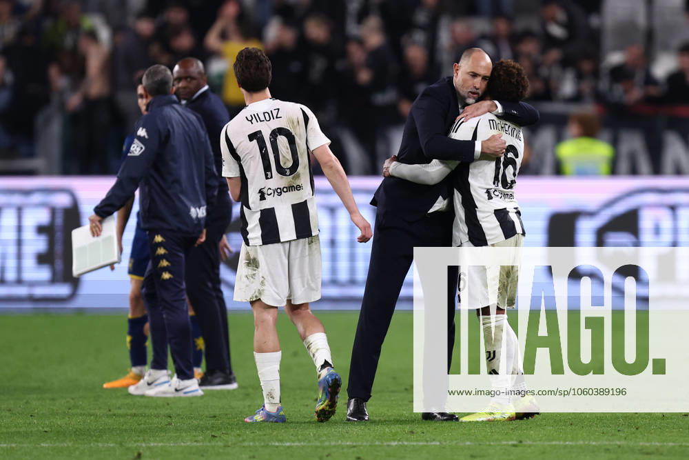 Juventus Fc - Genoa Cfc Igor Tudor, head coach of Juventus Fc celebrate with Weston Mckennie of Juventus Fc at the end of the Serie A match beetween Juventus Fc and Genoa Cfc at Allianz Stadium on March 29, 2025 in Turin, Italy . Torino Allianz Stadium Italy