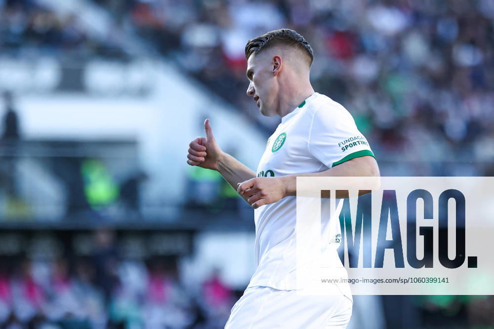 Viktor Gyokeres forward of Sporting CP during the Liga Portugal Betclic match between Estrela da Amadora and Sporting CP at Estadio Jose de Gomes on March 29th, 2025 in Amadora, Portugal. Liga Portugal Betclic - Estrela da Amadora SAD vs Sporting CP (Valter Gouveia SPP)