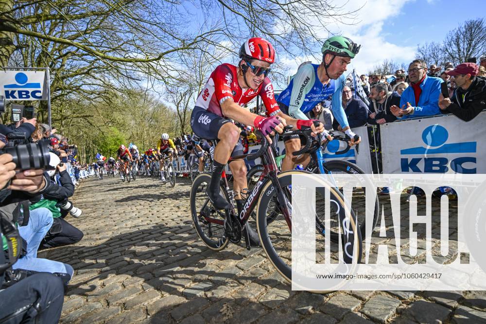 Gent - Wevelgem in Flanders Fields 2025 WEVELGEM, BELGIUM - MARCH 30 : Segaert Alec (BEL) of Lotto in action pictured during 87th edition of the UCI World Tour Gent - Wevelgem in Flanders Fields cycling race for Men Elite with start in Ieper and finish in Wevelgem after 250 km on March 30, 2025 in Wevelgem, Belgium, 30 03 2025 ( Motordriver Guy De Vuyst - Wevelgem Belgium