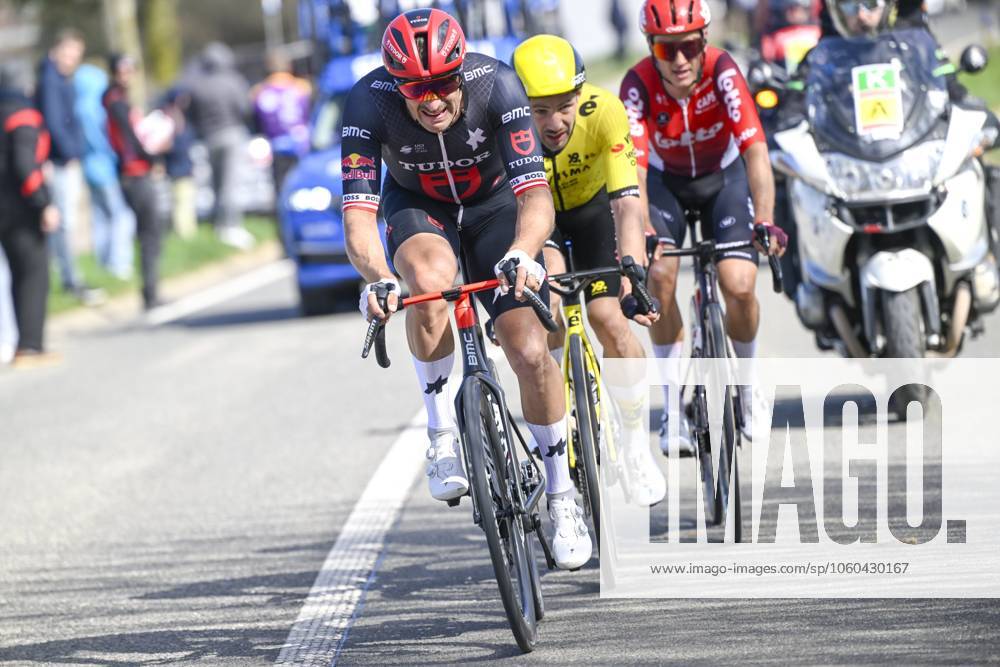 Gent - Wevelgem in Flanders Fields 2025 WEVELGEM, BELGIUM - MARCH 30 : Haller Marco (AUT) of Tudor Pro Cycling Team, Campenaerts Victor (BEL) of Team Visma I Lease a Bike, Livyns Arjen (BEL) of Lotto in action pictured during 87th edition of the UCI World Tour Gent - Wevelgem in Flanders Fields cycling race for Men Elite with start in Ieper and finish in Wevelgem after 250 km on March 30, 2025 in Wevelgem, Belgium, 30 03 2025 ( Motordriver Guy De Vuyst - Wevelgem Belgium