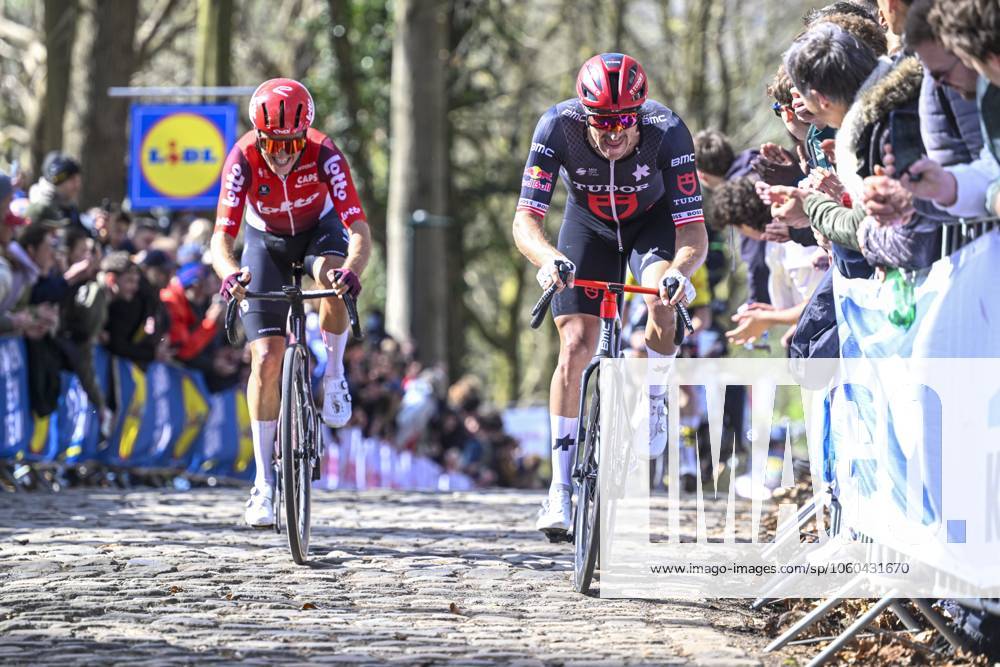 Gent - Wevelgem in Flanders Fields 2025 WEVELGEM, BELGIUM - MARCH 30 : Haller Marco (AUT) of Tudor Pro Cycling Team, Livyns Arjen (BEL) of Lotto in action pictured during 87th edition of the UCI World Tour Gent - Wevelgem in Flanders Fields cycling race for Men Elite with start in Ieper and finish in Wevelgem after 250 km on March 30, 2025 in Wevelgem, Belgium, 30 03 2025 ( Motordriver Guy De Vuyst - Wevelgem Belgium