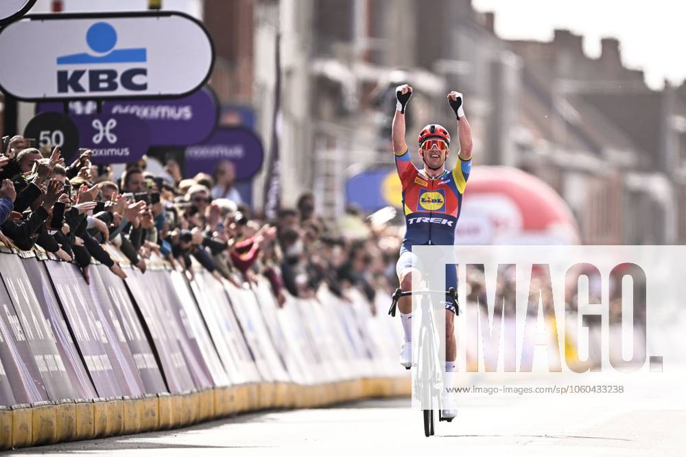 KW13 Danish Mads Pedersen of Lidl-Trek wins the men elite Gent-Wevelgem - In Flanders Fields one day cycling race, 250.3 km from Ieper to Wevelgem, Sunday 30 March 2025. JASPERxJACOBS x117231814x