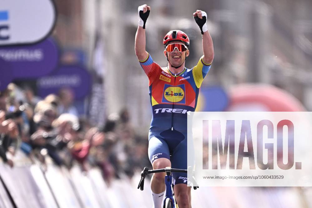 Danish Mads Pedersen of Lidl-Trek wins the men elite Gent-Wevelgem - In Flanders Fields one day cycling race, 250.3 km from Ieper to Wevelgem, Sunday 30 March 2025. JASPERxJACOBS x117232858x