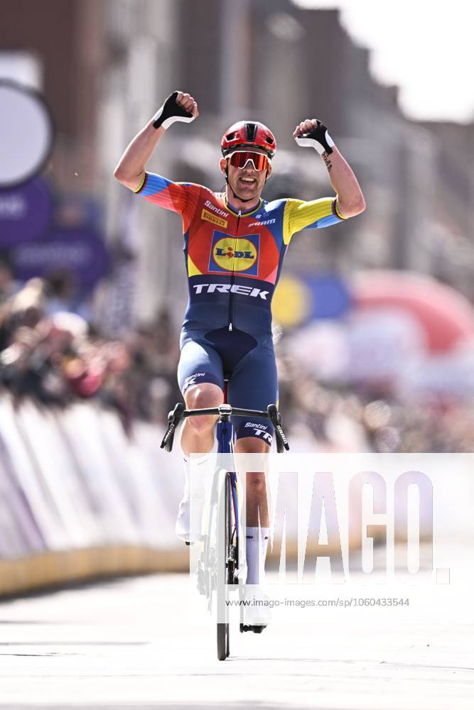 Danish Mads Pedersen of Lidl-Trek wins the men elite Gent-Wevelgem - In Flanders Fields one day cycling race, 250.3 km from Ieper to Wevelgem, Sunday 30 March 2025. JASPERxJACOBS x117232860x