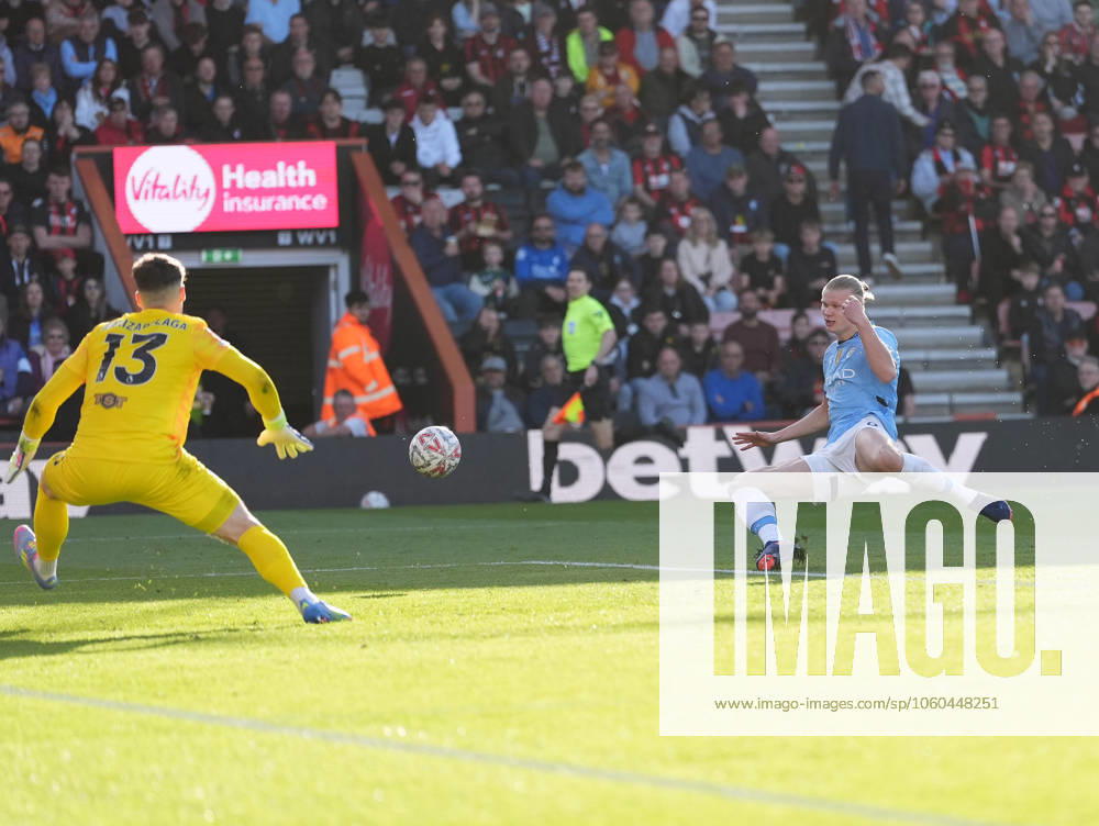 Bournemouth v Manchester City, FA Cup quarter-finals, Football, Vitality Stadium, Bournemouth, UK - 30 Mar 2025 GOAL 1-1. Erling Haaland of Manchester City scores the equaliser. Bournemouth Vitality Stadium Bournemouth GBR, UK NEWSPAPERS OUT