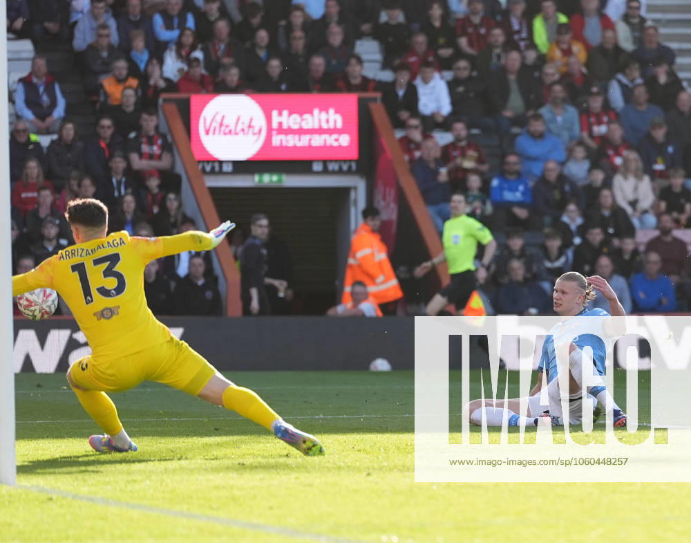 Bournemouth v Manchester City, FA Cup quarter-finals, Football, Vitality Stadium, Bournemouth, UK - 30 Mar 2025 GOAL 1-1. Erling Haaland of Manchester City scores the equaliser. Bournemouth Vitality Stadium Bournemouth GBR, UK NEWSPAPERS OUT