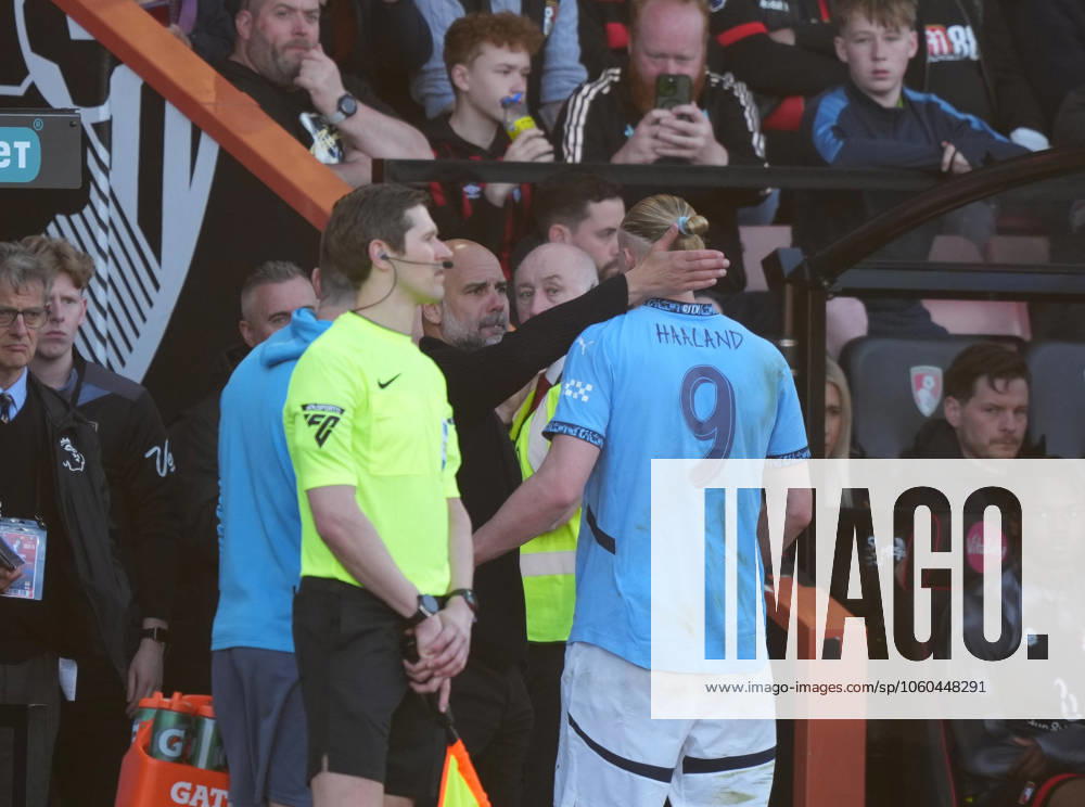 Bournemouth v Manchester City, FA Cup quarter-finals, Football, Vitality Stadium, Bournemouth, UK - 30 Mar 2025 Josep Guardiola manager of Manchester City embraces Erling Haaland of Manchester City as he goes off with an injury. Bournemouth Vitality Stadium Bournemouth GBR, UK NEWSPAPERS OUT