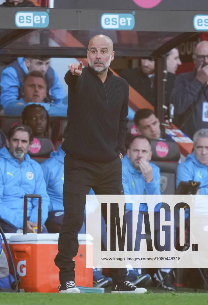 Bournemouth v Manchester City, FA Cup quarter-finals, Football, Vitality Stadium, Bournemouth, UK - 30 Mar 2025 Josep Guardiola manager of Manchester City directs his team. Bournemouth Vitality Stadium Bournemouth GBR, UK NEWSPAPERS OUT