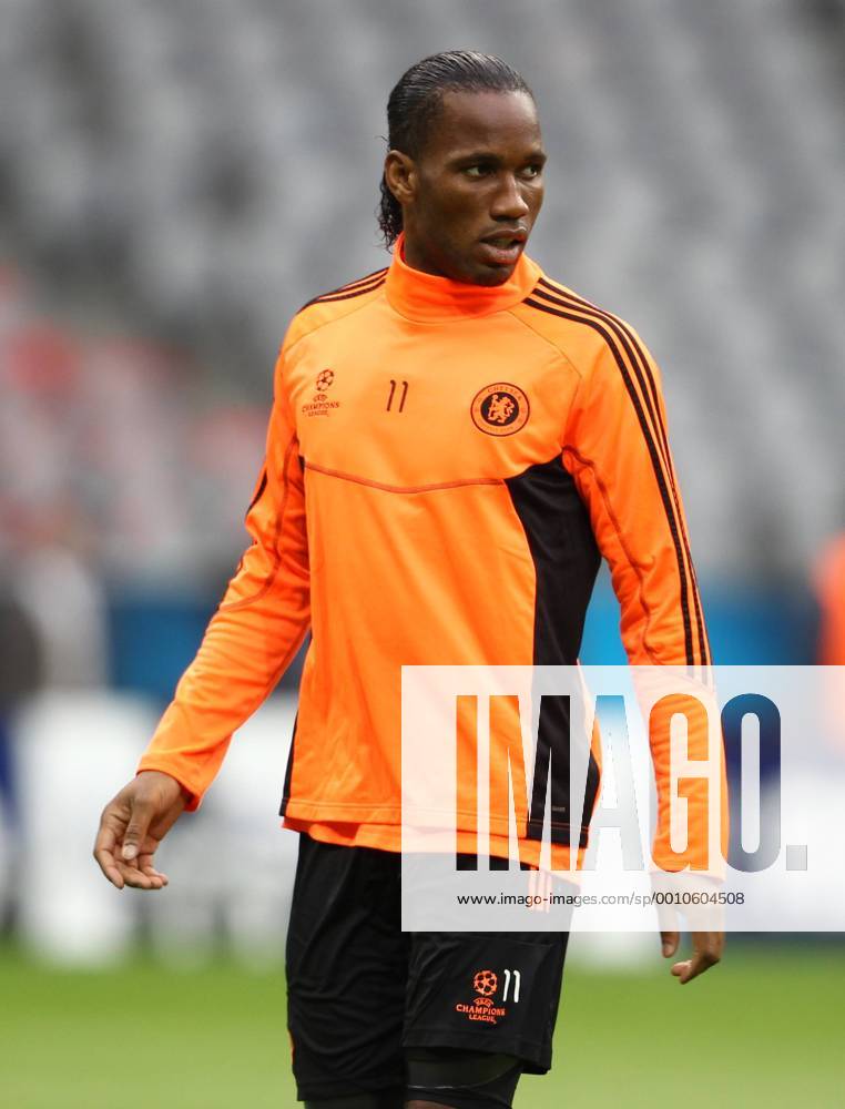 FUSSBALL - CL Finale, Bayern vs Chelsea, Training MUENCHEN,DEUTSCHLAND,18.MAI.12 - FUSSBALL - UEFA Champions League Finale, FC Bayern München vs Chelsea FC, Abschlusstraining Chelsea. Bild zeigt Didier Drogba (Chelsea).