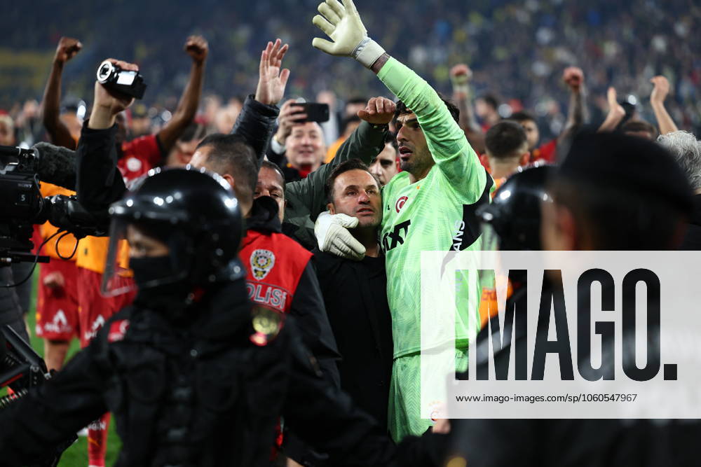 Mourinho grabs Galatasaray manager s nose after Fenerbahce defeat in Istanbul Fenerbahce v Galatasaray during the Turkish Cup, Quarter Final at Sukru Saracoglu, in Istanbul, Turkey, on April 2, 2025 . Fenerbahce coach Jose Mourinho reacts as Fenerbahce and Galatasaray players clash. A mass scuffle had broken out between both sets of players, with the referee sending three players off, two from Galatasaray, and after the final whistle Mourinho appeared to pinch Okan Buruk s nose who then fell dramatically to the ground. Photo by Saycan DIA Images ABACAPRESS.COM Istanbul Turkey