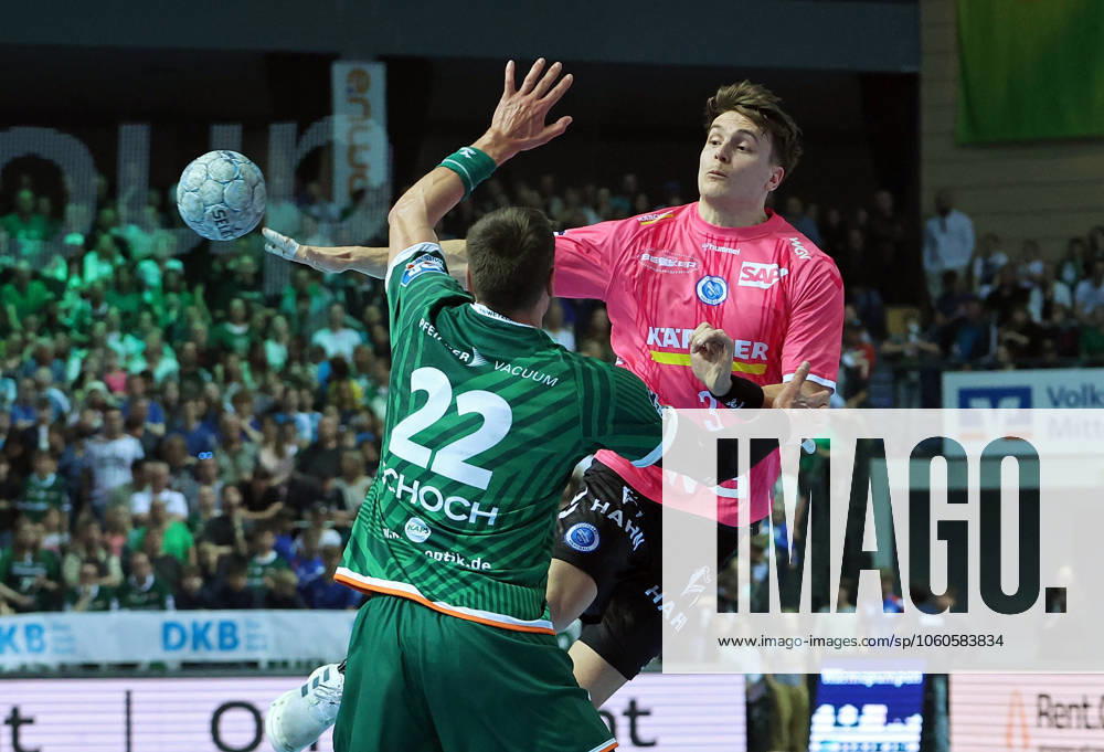 Handball DAIKIN Handball Bundesliga, HSG Wetzlar TVB Stuttgart v l Jona Schoch HSG Wetzlar , Max Häfner TVB Stuttgart Wetzlar Buderus Arena Hessen Germany EN