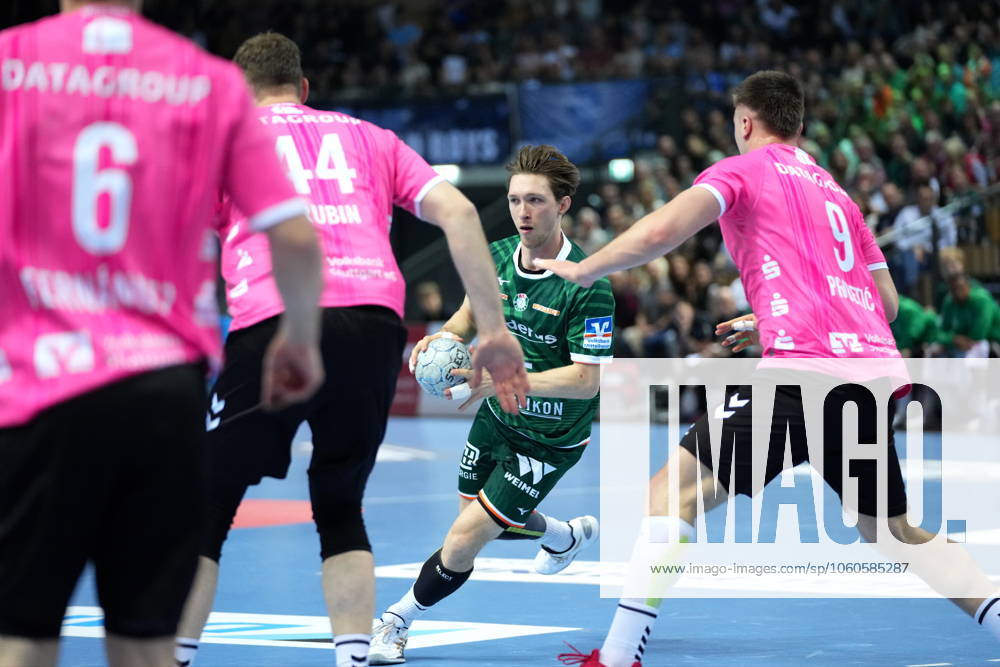 Wetzlar, Germany, April 4th 2025: Justin Mueller ( 25 Wetzlar ) during the Daikin Handball-Bundesliga between HSG Wetzlar and TVB 1898 Stuttgart at Buderus Arena Wetzlar. (Julia Kneissl SPP)