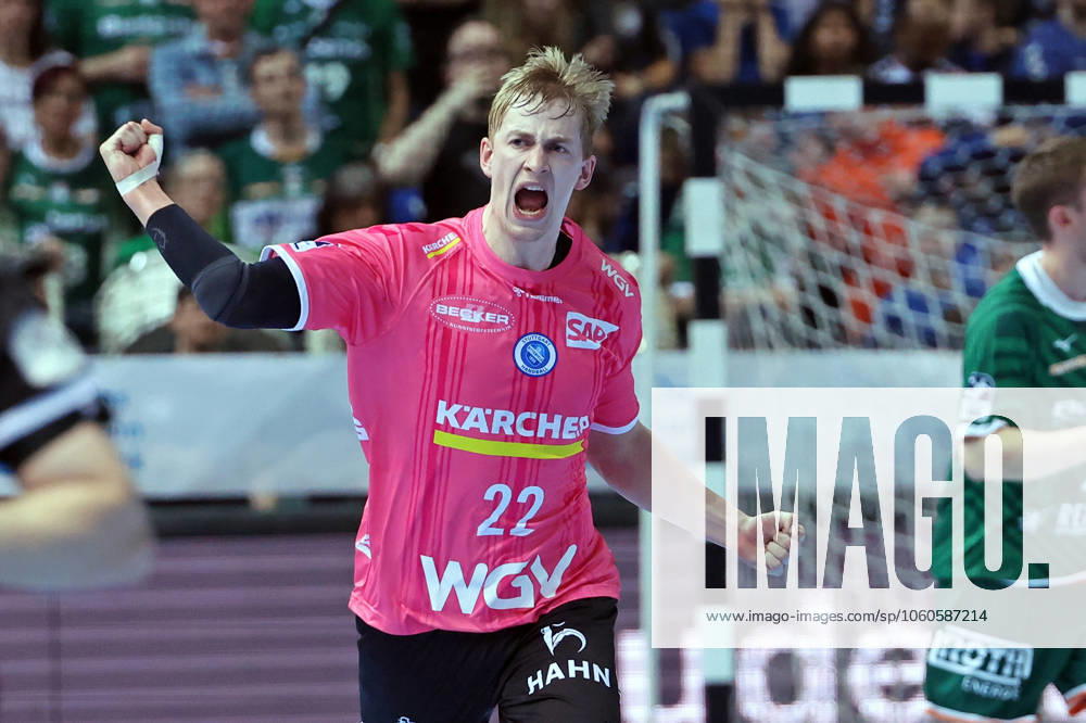 Handball DAIKIN Handball Bundesliga, HSG Wetzlar TVB Stuttgart v l Cheers for Torben Matzken TVB Stuttgart Wetzlar Buderus Arena Hessen Germany EN