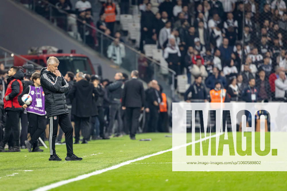 Besiktas v Goztepe - Ziraat Turkish Cup - Quarter Final Ole Gunnar Solskjaer from Besiktas watchs the players during the match between Besiktas and Goztepe at the the quarter final of Turkish Cup. The match took place at Tupras Stadium on April 3, 2025 Istanbul Istanbul Turkey