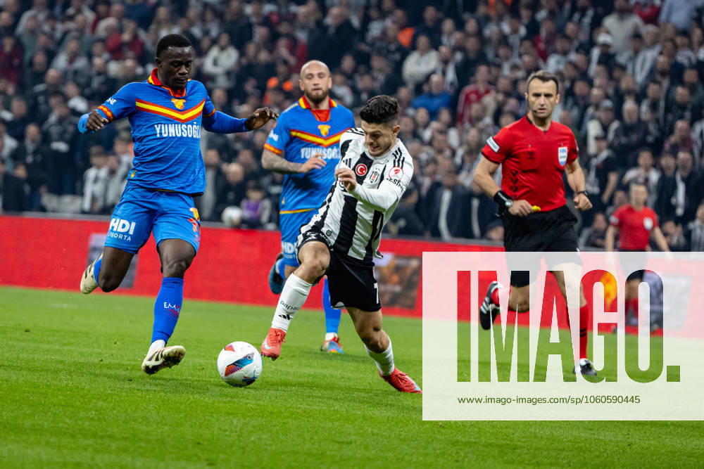 Besiktas v Goztepe - Ziraat Turkish Cup - Quarter Final Milot Rashica from Besiktas fights for the ball during the match between Besiktas and Goztepe at the the quarter final of Turkish Cup. The match took place at Tupras Stadium on April 3, 2025 Istanbul Istanbul Turkey