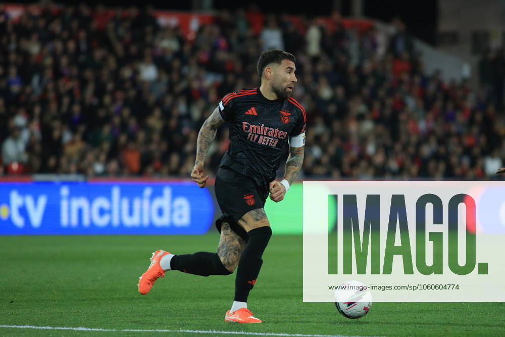 Gil Vicente F.C vs S.L.Benfica - Liga Portugal Nicolas Otamendi of S.L.Benfica during the match between Gil Vicente F.C vs S.L.Benfica - Liga Portugal, Estadio Cidade de Barcelos, Barcelos , Portugal (Photo by Tiago Cruz Avant Sports) Barcelos Estadio Cidade de Barcelos Portugal