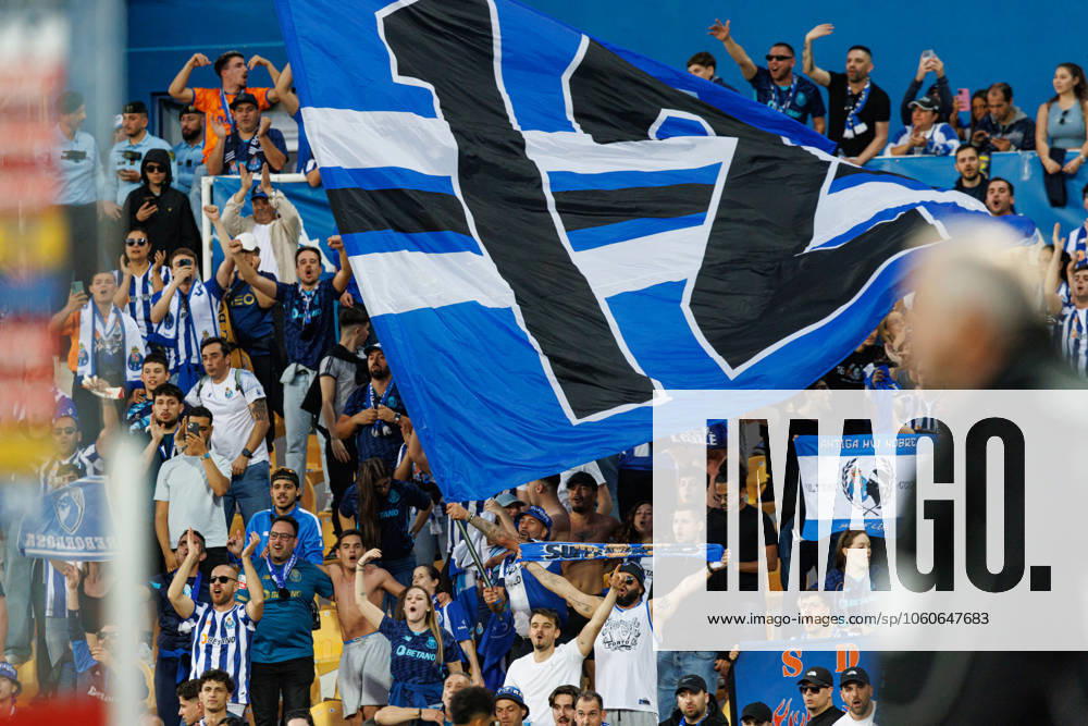 Fans of FC Porto seen during Liga Portugal game between teams of GD Estoril Praia and FC Porto at Estadio Antonio Coimbra da Mota (Maciej Rogowski) Estoril Estadio Antonio Coimbra da Mota Portugal