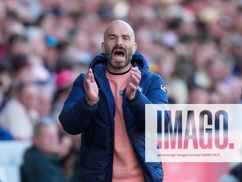 Brentford v Chelsea, Premier League, Football, Gtech Community Stadium, Brentford London, UK - 06 Apr 2025 Enzo Maresca manager of Chelsea Brentford Gtech Community Stadium London GBR, UK NEWSPAPERS OUT