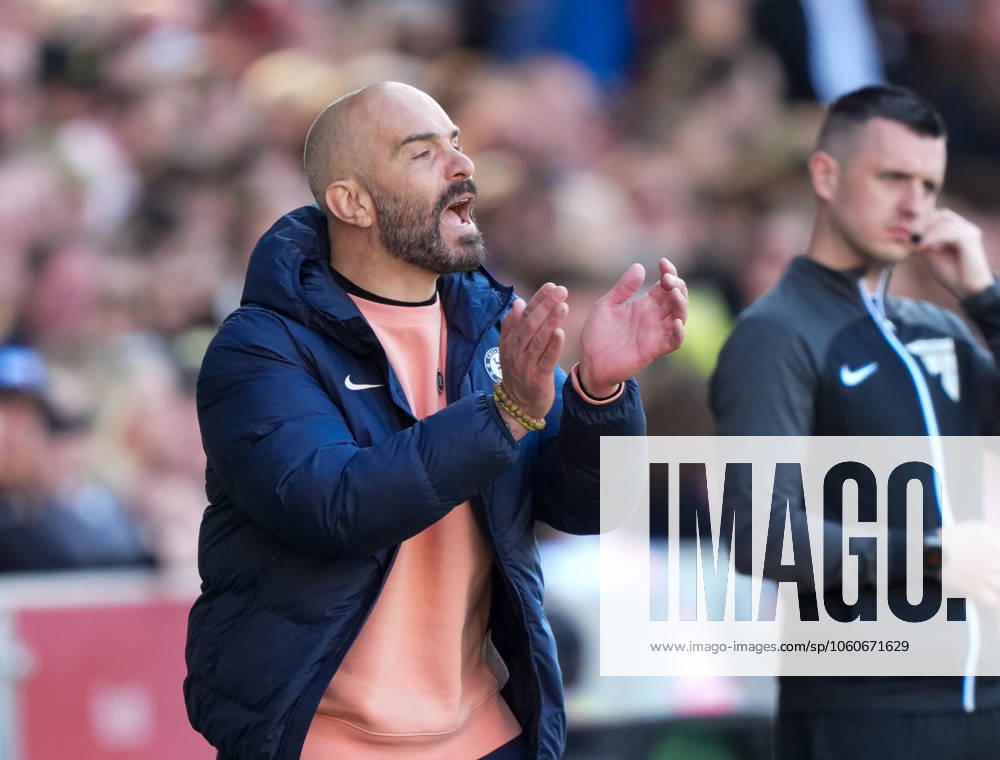 Brentford v Chelsea, Premier League, Football, Gtech Community Stadium, Brentford London, UK - 06 Apr 2025 Enzo Maresca manager of Chelsea Brentford Gtech Community Stadium London GBR, UK NEWSPAPERS OUT