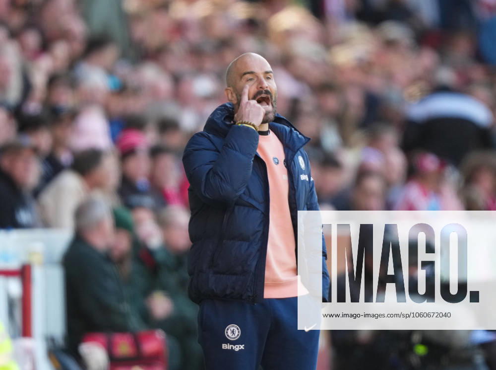 Brentford v Chelsea, Premier League, Football, Gtech Community Stadium, Brentford London, UK - 06 Apr 2025 Enzo Maresca manager of Chelsea Brentford Gtech Community Stadium London GBR, UK NEWSPAPERS OUT