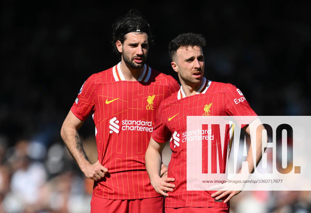 Football - 2024 2025 Premier League - Fulham vs Liverpool - Craven Cottage - Sunday 6th April 2025. Liverpool s Diogo Jota (r) with Dominik Szoboszlai. COLORSPORT Ashley Western