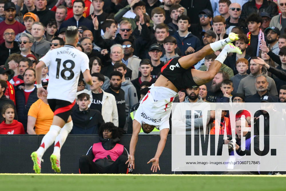 Football - 2024 2025 Premier League - Fulham vs Liverpool - Craven Cottage - Sunday 6th April 2025. Fulham s Rodrigo Muniz celebrates scoring his sides third goal. COLORSPORT Ashley Western