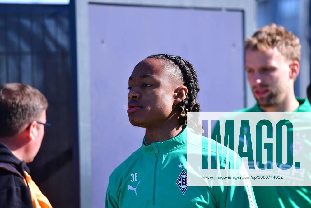 Moenchengladbach Football, Men, Season 2024 2025, Training Borussia Moenchengladbach Yvandro Borges Sanches Gladbach DFL regulations prohibit any use of photographs as image sequences and or quasi video Borussia Park NRW Germany