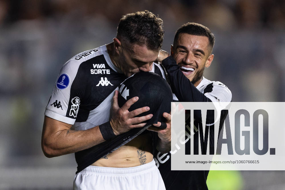 Rio de Janeiro, Rio de Janeiro, BRA: RIO DE JANEIRO, BRAZIL - APRIL 08: PABLO VEGETTI of Vasco da Gama celebrates after scoring the team s first goal during the match between Vasco da Gama and Puerto Cabello as part of Copa CONMEBOL Sudamericana 2025 at Sao Januario Stadium on April 08, 2025 in Rio de Janeiro, Brazil. Rio de Janeiro BRA - ZUMAc227 20250408_zsp_c227_016