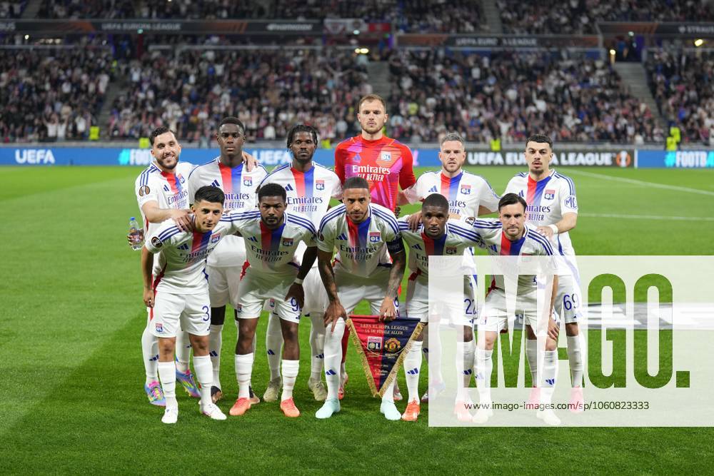 Lyon team group, Mannschaftsbild, Totale before the match Olympique Lyonnais v Manchester United, ManU UEFA Europa League, Quarter Final, First Leg, Football, Groupama Stadium, Lyon, France - 10 Apr 2025