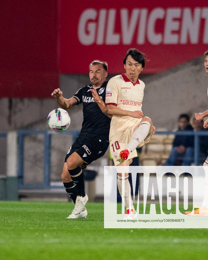 Gil Vicente FC v Vitoria SC - Liga Portugal Betclic Kanya Fujimoto from Gil Vicente FC is seen in action during the Liga Portugal Betclic 2024 25 match between Gil Vicente FC and Vitoria SC at Estadio Cidade de Barcelos in Barcelos, Portugal, on April 11, 2025. Barcelos Portugal