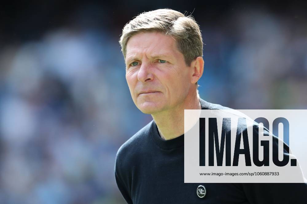 Oliver Glasner manager of Crystal Palace Manchester City v Crystal Palace, Premier League, Football, Etihad Stadium, Manchester, UK - 12 Apr 2025