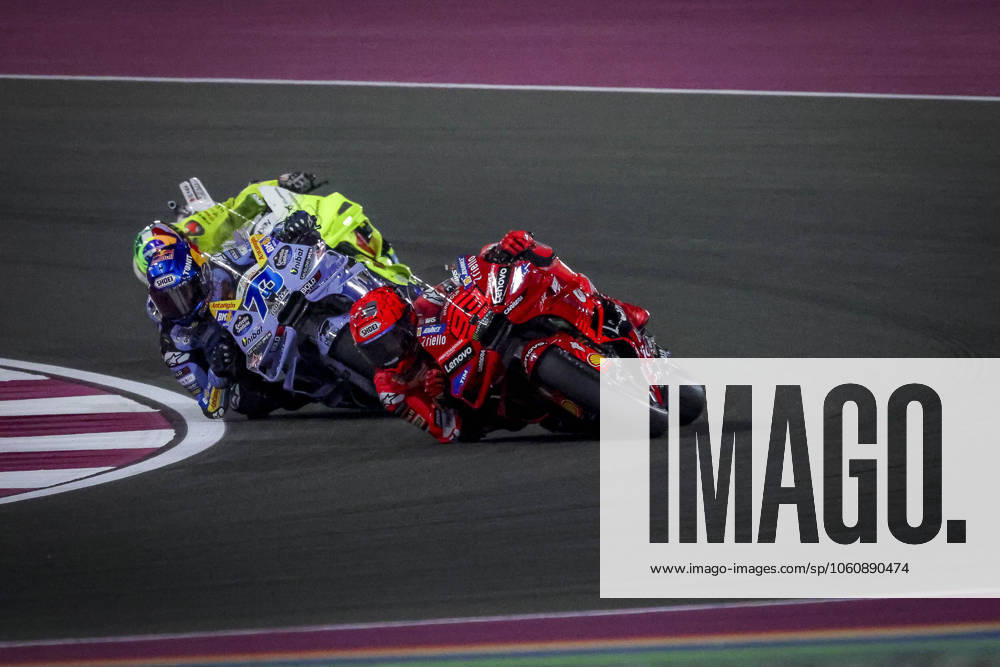 MOTO - MOTOGP - QATAR GRAND PRIX 2025 93 MARQUEZ Marc (spa), Ducati Lenovo Team, Ducati Desmosedici GP25, action, 73 MARQUEZ Alex (spa), Gresini Racing MotoGP, Ducati Desmosedici GP24, action Sprint race during the 2025 MotoGP Qatar Airways Grand Prix of Qatar on the Losail International Circuit from April 11 to 13, in Lusail, Qatar - LusailQatar