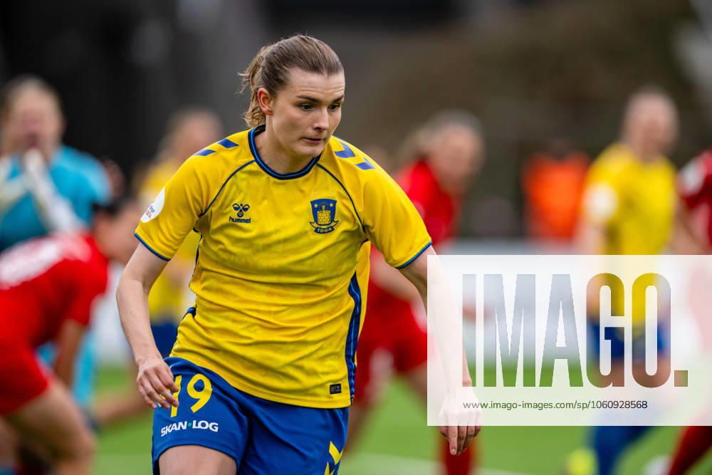 Broendby IF v FC Nordsjaelland, Gjensidige Kvindeliga, Broendby, Denmark Broendby, Denmark. 12th, April 2025. Julie Hoff Klaeboe (19) of Broendby IF seen during the Gjensidige Kvindeliga match between Broendby IF and FC Nordsjaelland at Bane 2 in Broendby. Denmark, Brondby