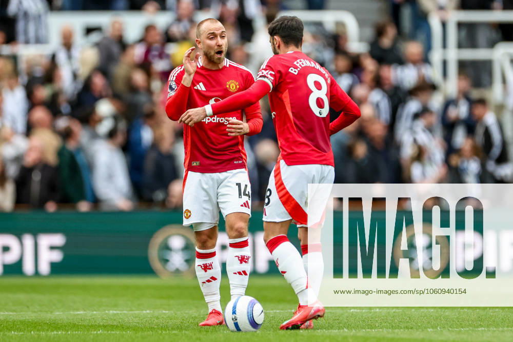 Premier League Newcastle United v Manchester United, ManU Christian Eriksen speaks to Bruno Fernandes of Manchester United during the Premier League match Newcastle United vs Manchester United at St. James s Park, Newcastle, United Kingdom, 13th April 2025 (Photo by Mark Cosgrove News Images) Newcastle St. James s Park Tyne and Wear United Kingdom