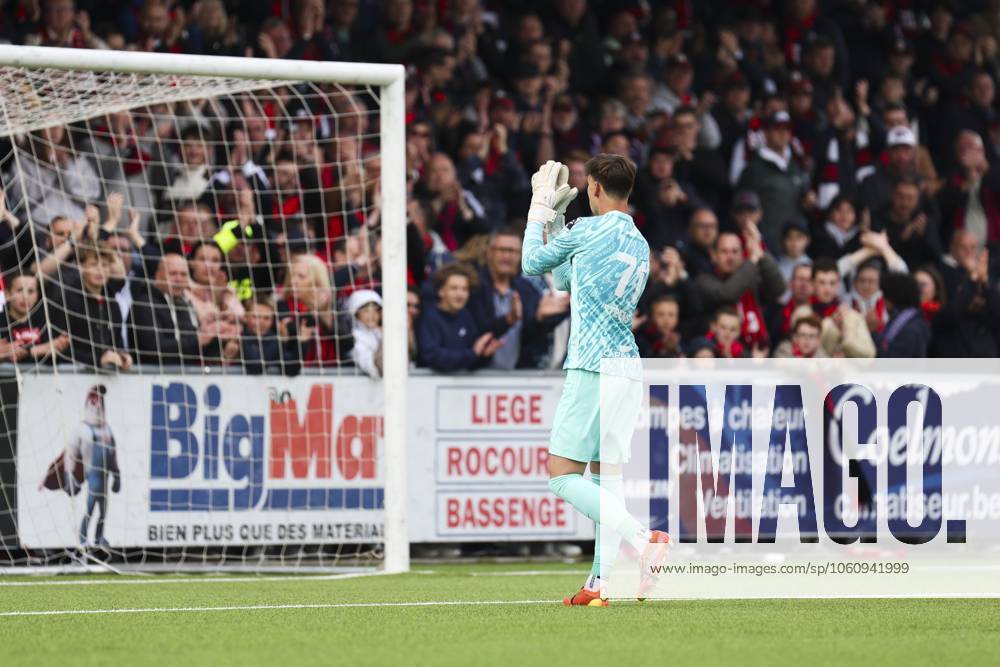Genk s goalkeeper Brent Stevens pictured after a soccer match between RFC Liege and Jong Genk, Sunday 13 April 2025 in Liege, on day 29 of the 2024-2025 Challenger Pro League 1B second division of the Belgian championship. NATACHAxFREISEN x120731660x