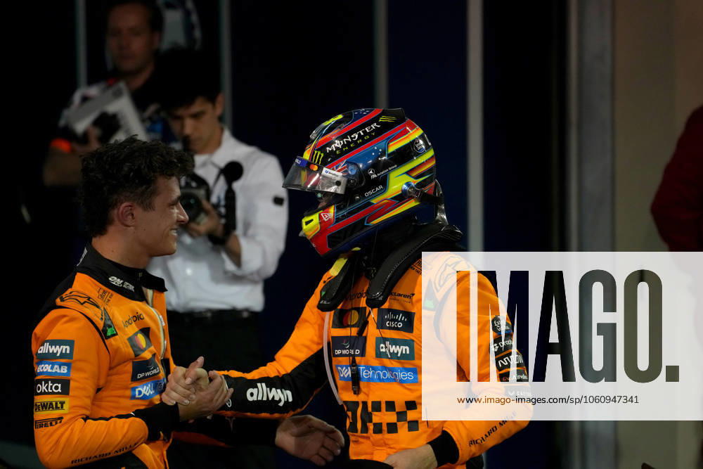 Formula 1 Gulf Air Bahrain Grand Prix 2025 13 04 2025, Bahrain International Circuit, Sakhir, Formula 1 Gulf Air Bahrain Grand Prix 2025 ,in the picture winner Oscar Piastri AUS , McLaren F1 Team, Lando Norris GBR , McLaren F1 Team nordphotoxGmbHx xBratic nph00250