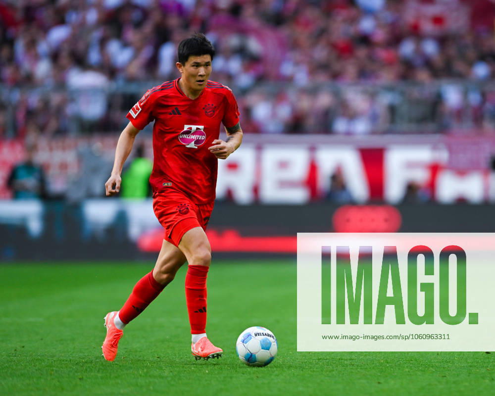 Min Jae Kim FC Bayern München in action during the Bundesliga 1 match between FC Bayern München and Borussia Dortmund, Allianz Arena on April 12, 2025 in Munich, Germany Photo by Silas Schüller DeFodi Images Min Jae Kim FC Bayern München controls the ball during the Bundesliga match between FC Bayern München and Borussia Dortmund at Allianz Arena on April 12, 2025 in Munich, Germany Photo by Silas Schüller DeFodi Images DFL regulations prohibit any use of photographs as image sequences and or quasi video Photo by Silas Schüller DeFodi Images