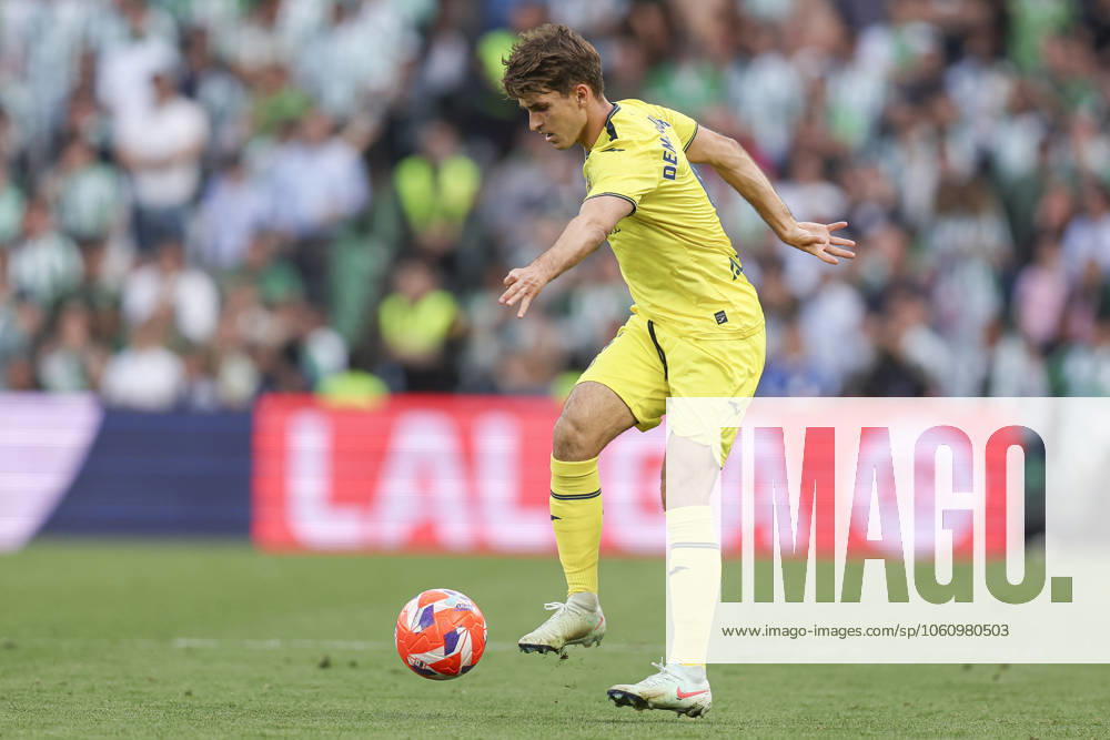 ESP: Real Betis - Villarreal CF. La Liga EA Sports. Date 31 Denis Suarez of Villarreal CF during the La Liga EA Sports, date 31 between Real Betis and Villarreal CF played at Benito Villamarin Stadium on April 13, 2024 in Sevilla, Spain. kpng
