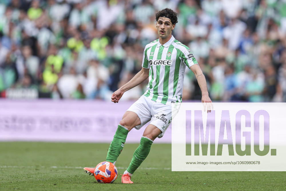 ESP: Real Betis - Villarreal CF. La Liga EA Sports. Date 31 Johnny Cardoso of Real Betis during the La Liga EA Sports, date 31 between Real Betis and Villarreal CF played at Benito Villamarin Stadium on April 13, 2024 in Sevilla, Spain. kpng