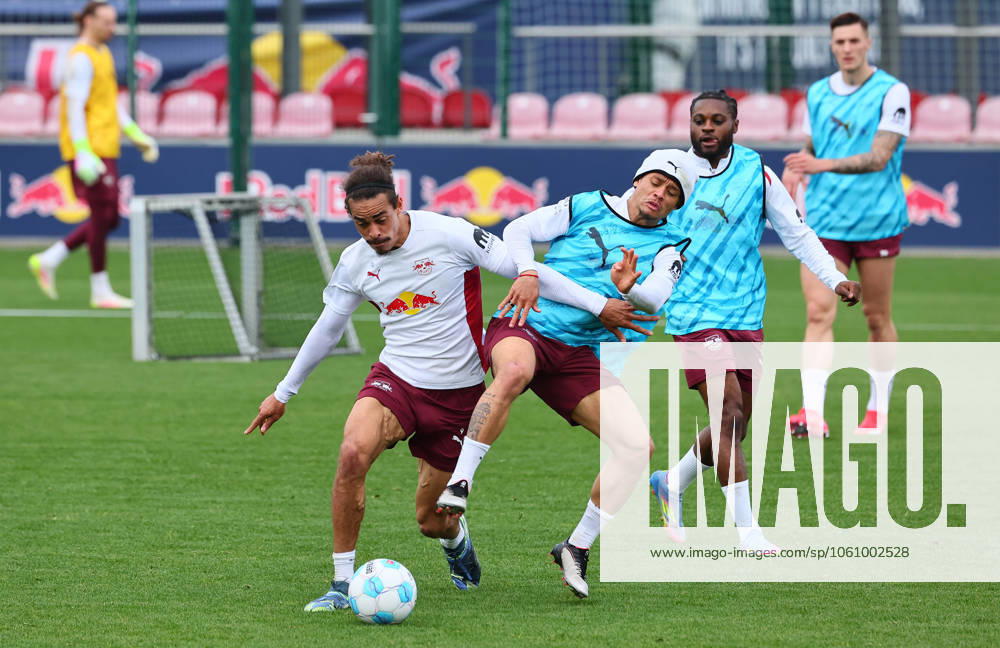 RB Leipzig Training Bundesliga Leipzig, 15 04 2025, RBL Training Center, Fußball Bundesliga , RB LEIPZIG Training , In the picture from l Yussuf Yurary Poulsen 9, RB Leipzig and Xavi Simons 10, RB Leipzig , For editorial use only Only editorial use , Picture Point