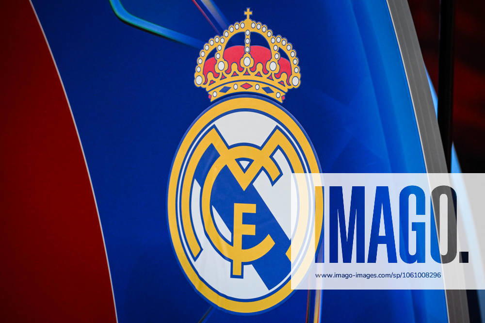 Villeneuve-D ascq, France, France: Illustration of the official logo of Real Madrid during the UEFA Champions League, League Phase MD2 match between Lille OSC (LOSC) and Real Madrid at Pierre Mauroy Stadium on October 02, 2024 in Villeneuve-d Ascq near Lille, France. Villeneuve-D ascq France - ZUMAm308 20241002_zsp_m308_077