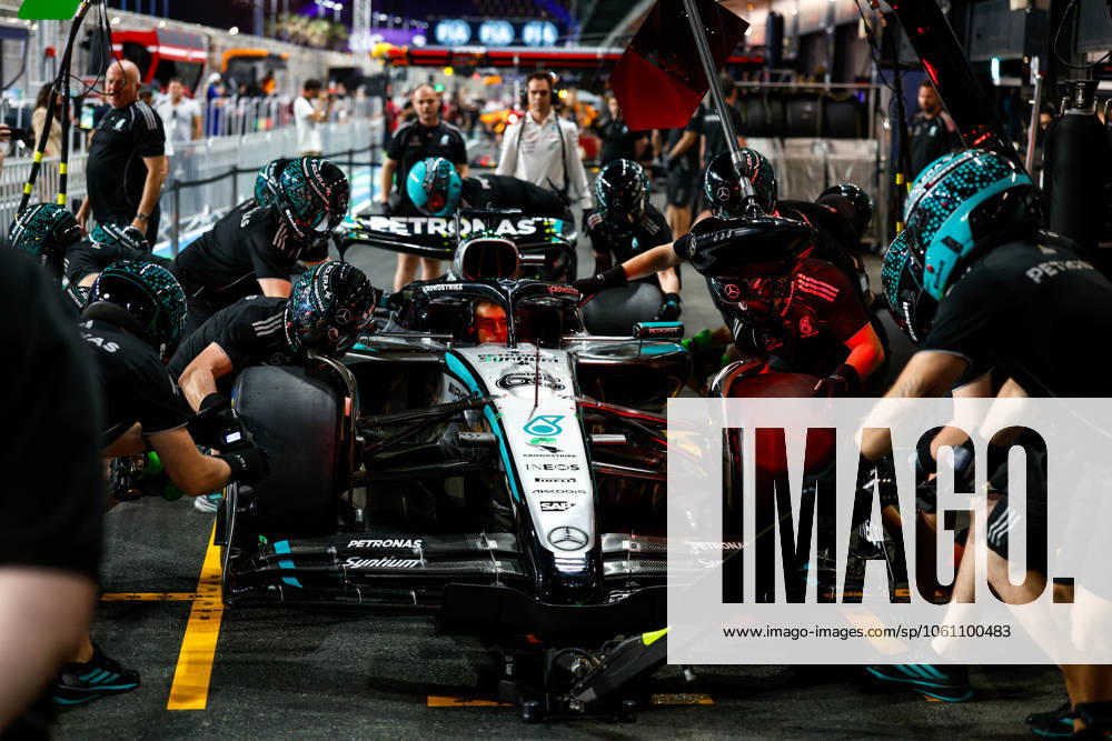 F1 - SAUDI ARABIAN GRAND PRIX 2025 Mercedes AMG F1 Team, pitstop practice during the Formula 1 STC Saudi Arabian Grand Prix 2025, 5th round of the 2025 FIA Formula One World Championship, WM, Weltmeisterschaft from April 18 to 20, 2025 on the Jeddah Corniche Circuit, in Jeddah, Saudi Arabia - JeddahSaudi Arabia