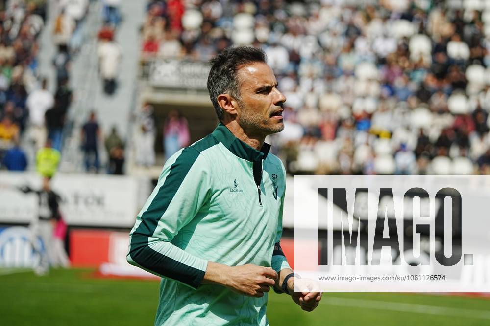 Faro, Portugal - Liga Portugal Betclic, Round 30, SC Farense v Boavista FC, Luis Filipe, SC Farense assistant coach during the football match between SC Farense and Boavista FC