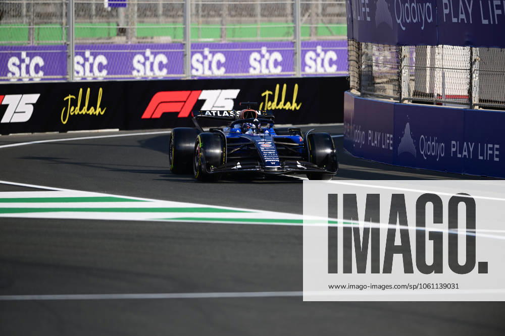 F1 Grand Prix of Saudi Arabia - Practice Alexander Albon of the Williams F1 Team runs during the free practice of the Saudi Arabia GP, the 5th round of the Formula 1 World Championship, WM, Weltmeisterschaft at the Jeddah Corniche Circuit in Jeddah, Saudi Arabia, on April 18, 2025. Jeddah Saudia Arabia