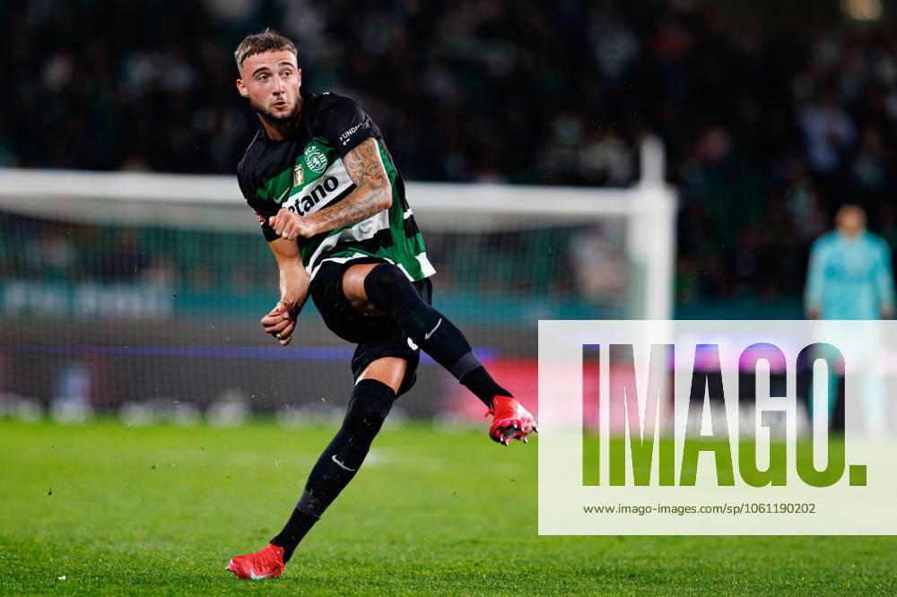 Zeno Debast seen during Liga Portugal game between teams of Sporting CP and SC Braga at Estadio Jose Alvalade (Maciej Rogowski) Lisbon Estadio Jose Alvalade Portugal