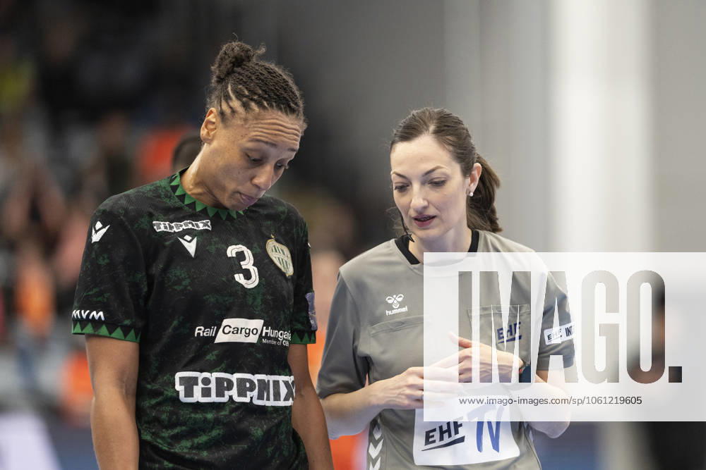 EHF Champions League Odense Handball FTC Rail Cargo Hungaria Beatrice Edwige, FTC Rail Cargo Hungaria and referee Christina Lovin during the EHF Champions League quarter final between Odense Handball and FTC Rail Cargo Hungaria at Sydbank Arena in Odense on Sunday, April 20, 2025 The match ended 27 27 Photo Frank Cilius Ritzau Scanpix , Aabenraa Denmark Sydbank Arena