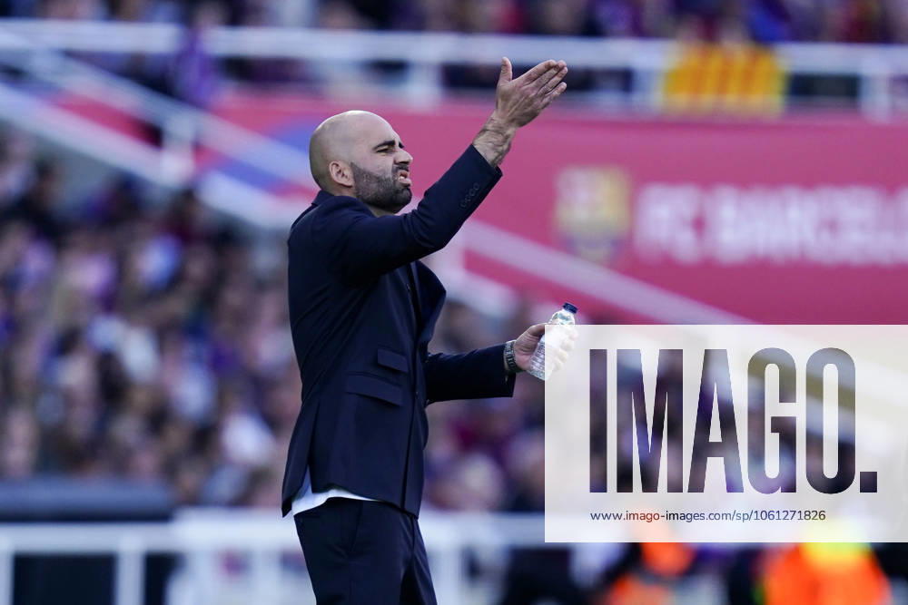 FC Barcelona, Barca - RC Celta. La Liga EA Sports match. Date 32 RC Celta head coach Claudio Giraldez during the La Liga EA Sports match between FC Barcelona and RC Celta played at Lluis Companys Stadium on 19 April 2025 in Barcelona, Spain. kpng