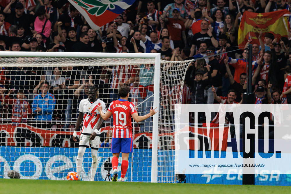 Julian Alvarez seen celebrating after scoring goal during LaLiga EA SPORTS game between teams of Atletico de Madrid and Rayo Vallecano at Estadio Civitas Metropolitano (Maciej Rogowski) Madrid Estadio Civitas Metropolitano Spain