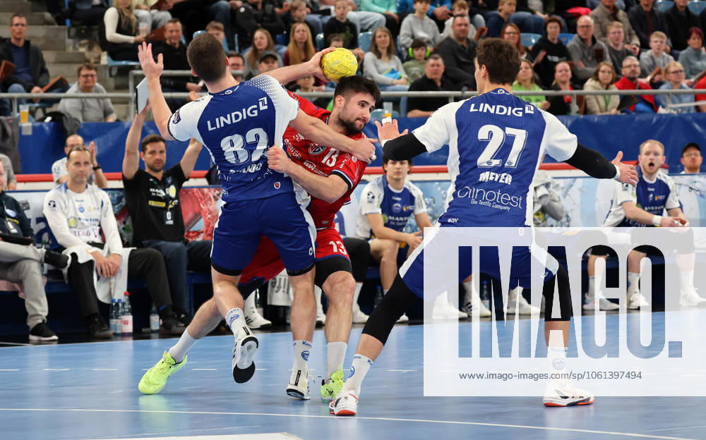 Germany, Bietigheim, Handball 1 Bundesliga, SG BBM Bietigheim vs ThSV Eisenach, f l Ivan Snajder ThSV , Juan de la Pena BBM , Philipp Meyer ThSV