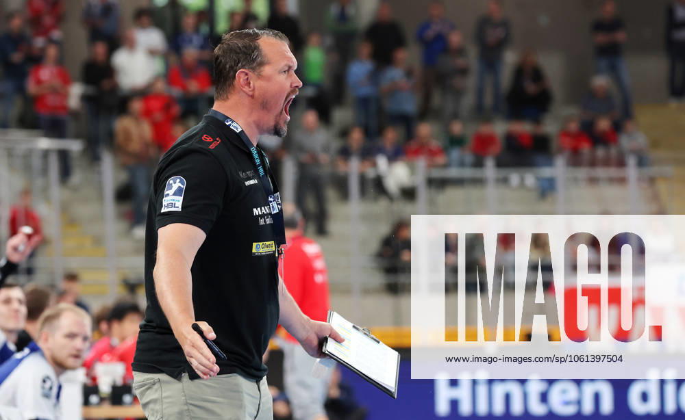 Germany, Bietigheim, Handball 1 Bundesliga, SG BBM Bietigheim vs ThSV Eisenach, ThSV coach Misha Kaufmann